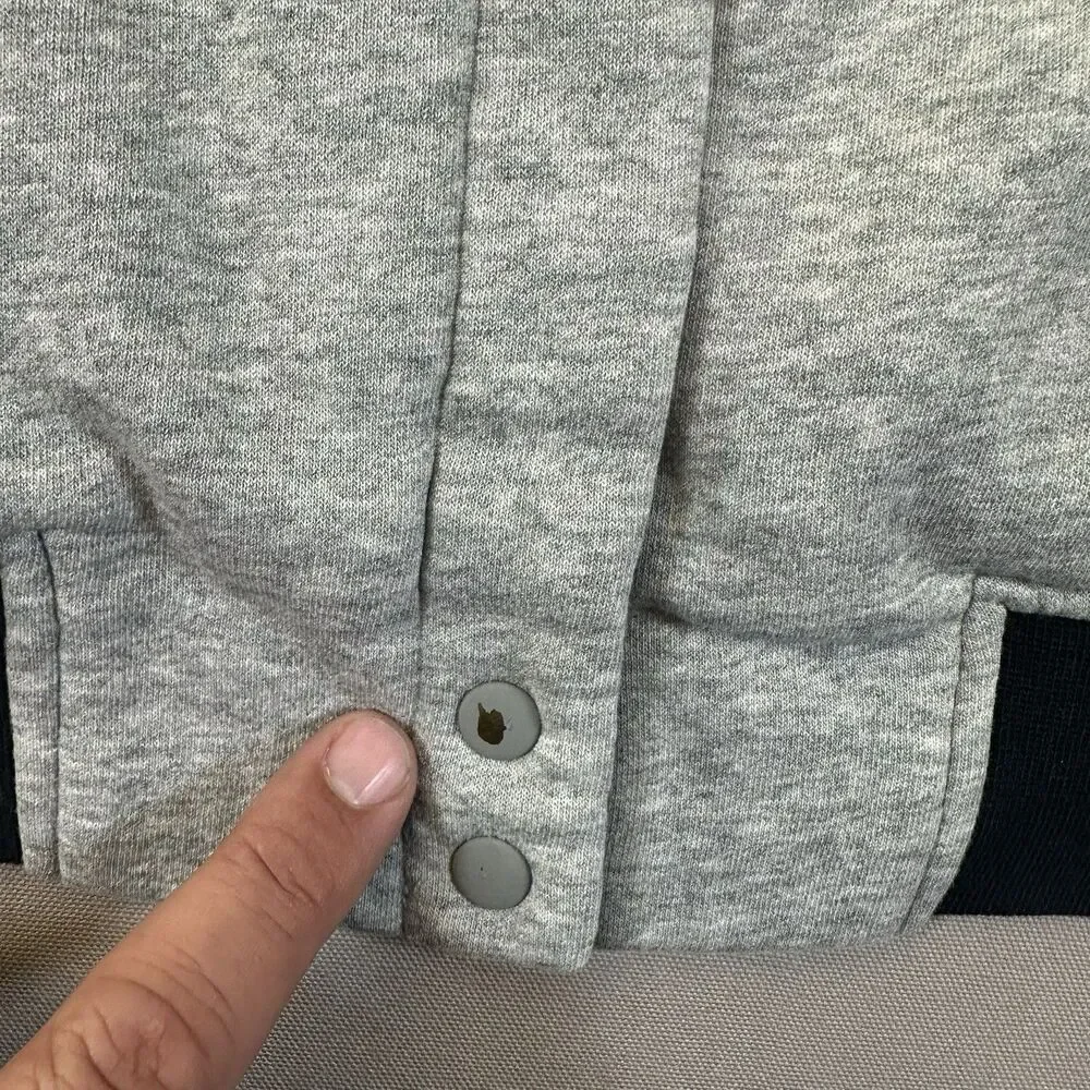 NIKE Rally Varsity Women’s Button-up Sweatshirt Heather Gray Small Pinwheel Back